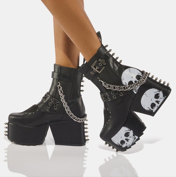 Seven Seas Platform Ankle Boots - Picture 9 of 15
